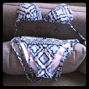 Laundry bikini only worn once!